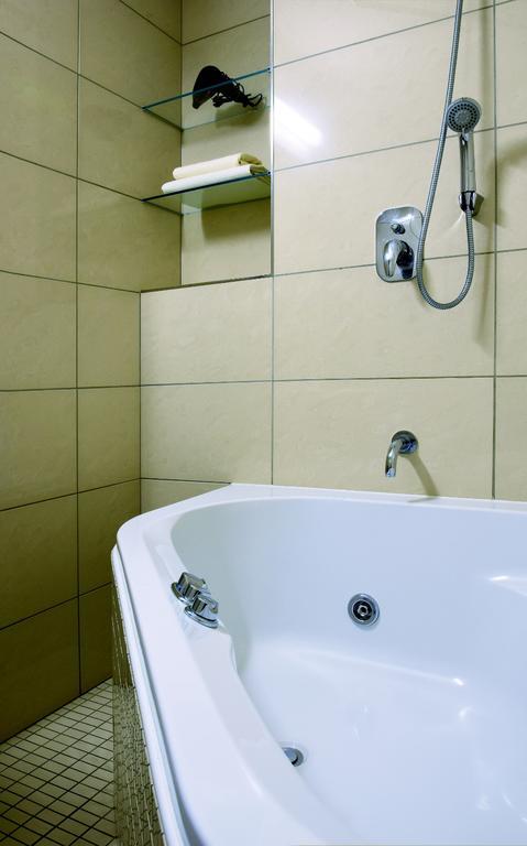 Afrika Hotel Frýdek-Místek Екстериор снимка